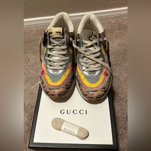 Gucci Ultrapace Sneakers 💝